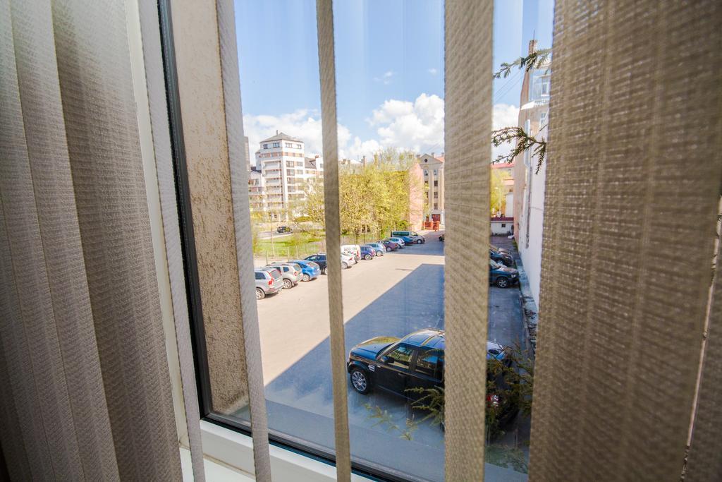 Hotel Kert FREE PARKING Riga Exterior foto