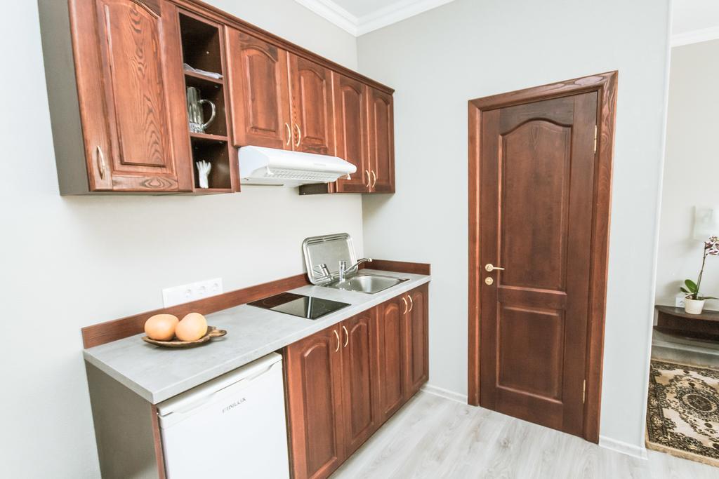 Hotel Kert FREE PARKING Riga Exterior foto